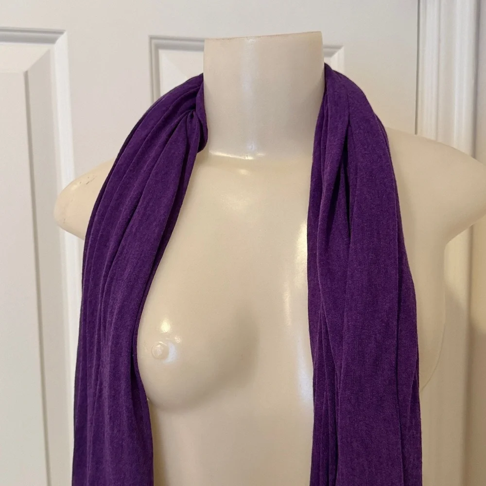 Calvin Klein Purple scarf great condition super soft